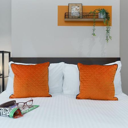 Apartment Three - Free Private Car Park - Sleeps 6 - 3 Shower Rooms - By Ocean City Retreats Plymouth Exterior foto