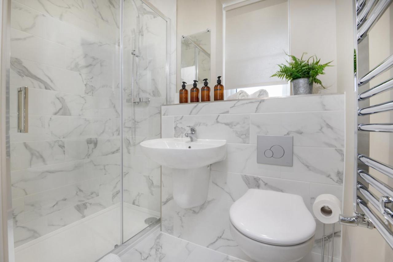 Apartment Three - Free Private Car Park - Sleeps 6 - 3 Shower Rooms - By Ocean City Retreats Plymouth Exterior foto