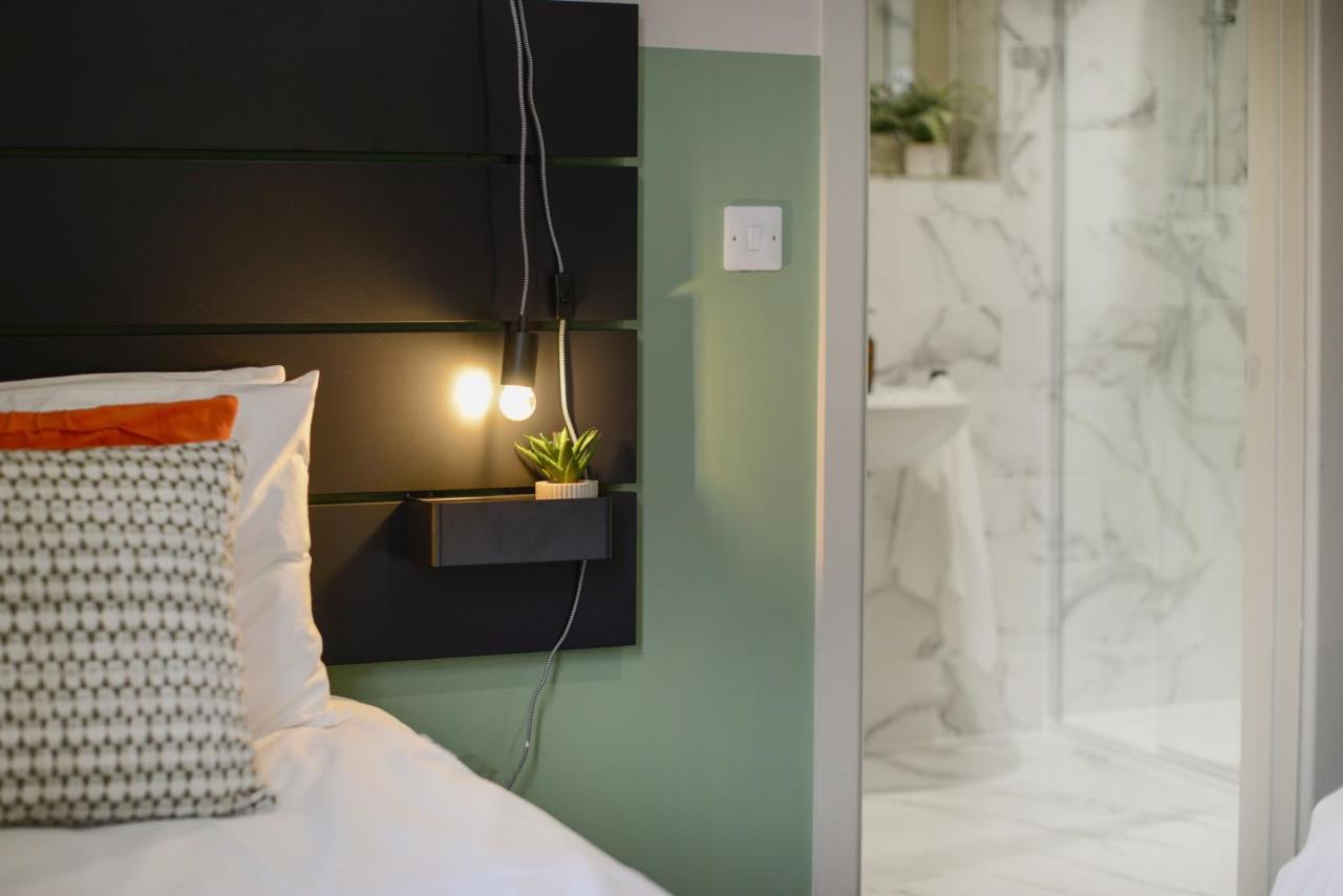 Apartment Three - Free Private Car Park - Sleeps 6 - 3 Shower Rooms - By Ocean City Retreats Plymouth Exterior foto