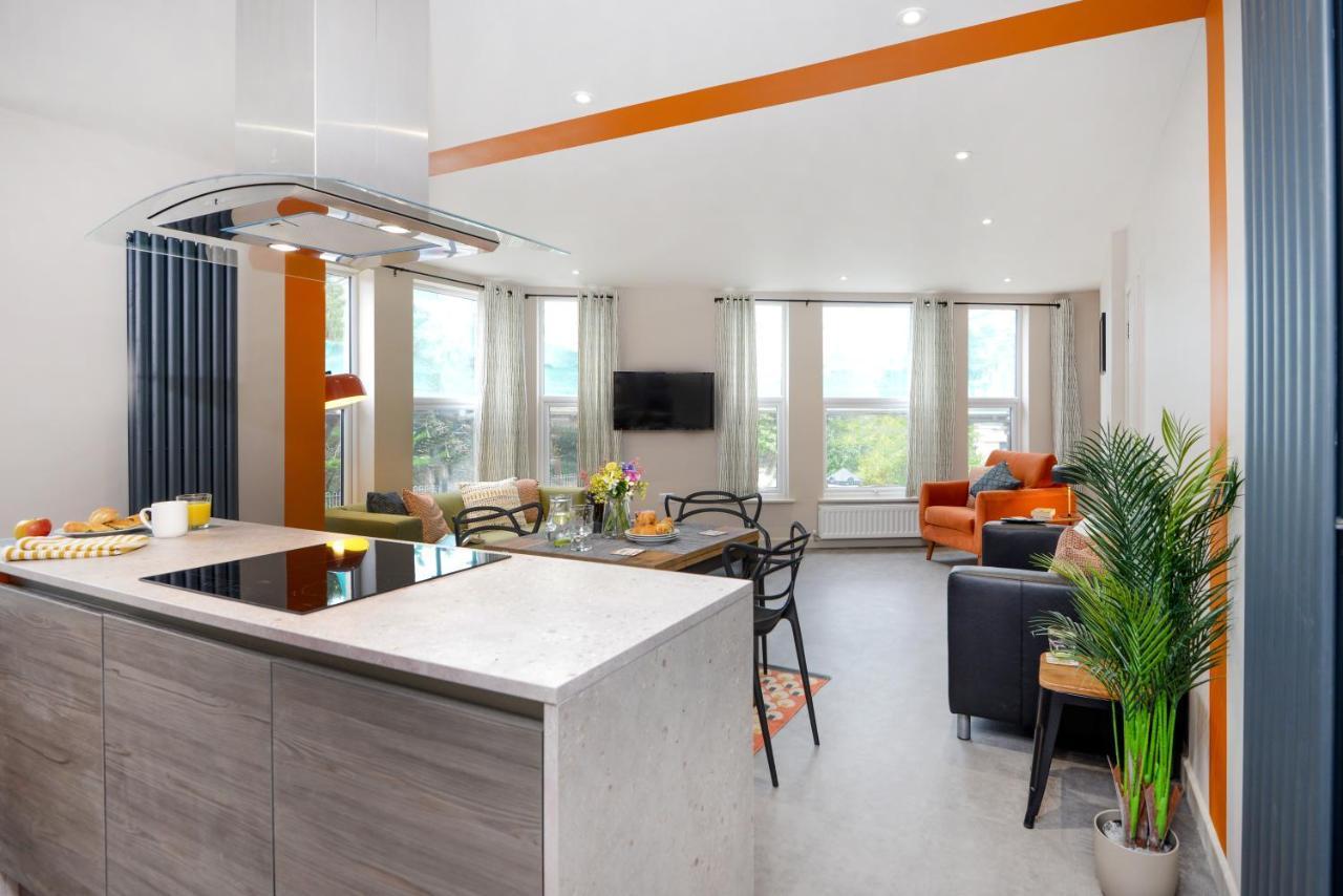 Apartment Three - Free Private Car Park - Sleeps 6 - 3 Shower Rooms - By Ocean City Retreats Plymouth Exterior foto