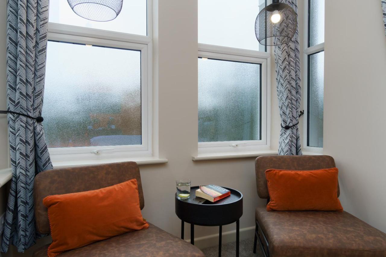 Apartment Three - Free Private Car Park - Sleeps 6 - 3 Shower Rooms - By Ocean City Retreats Plymouth Exterior foto