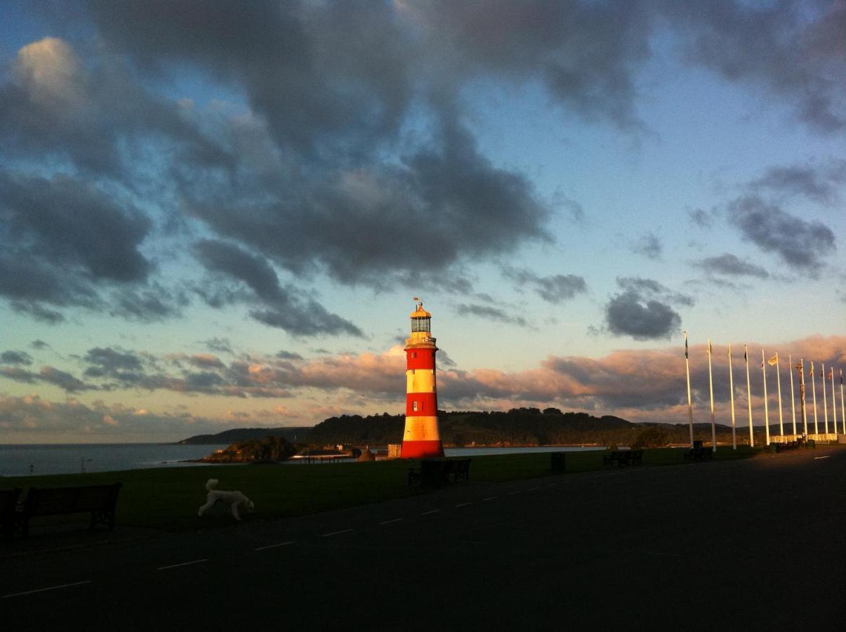 Apartment Three - Free Private Car Park - Sleeps 6 - 3 Shower Rooms - By Ocean City Retreats Plymouth Exterior foto