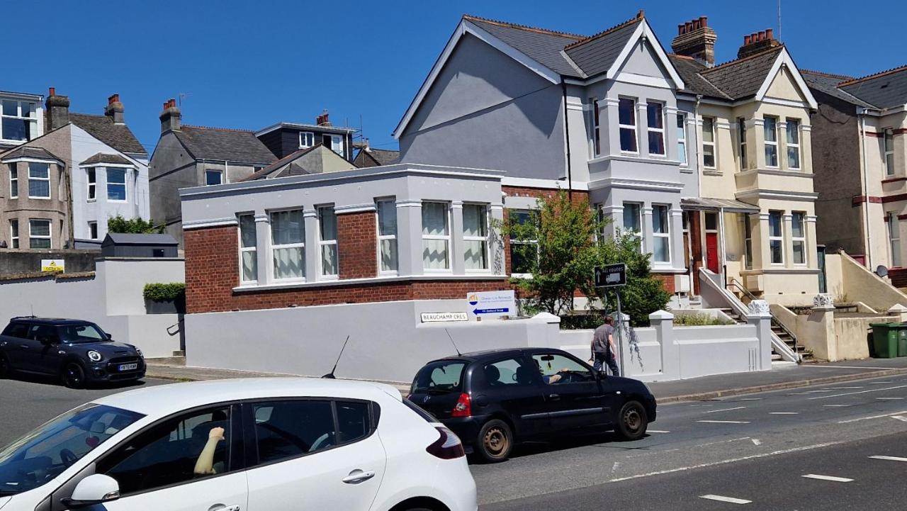 Apartment Three - Free Private Car Park - Sleeps 6 - 3 Shower Rooms - By Ocean City Retreats Plymouth Exterior foto