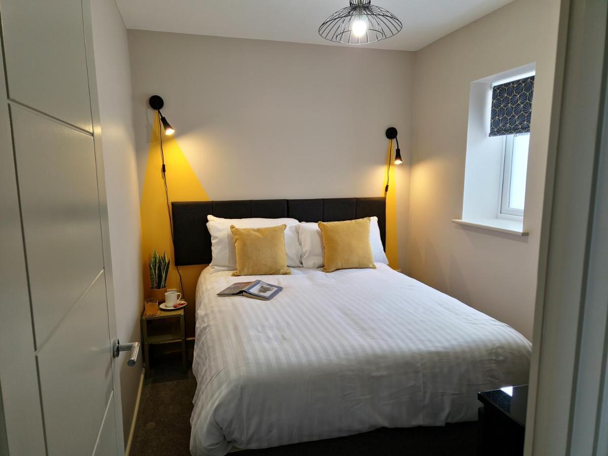 Apartment Three - Free Private Car Park - Sleeps 6 - 3 Shower Rooms - By Ocean City Retreats Plymouth Exterior foto