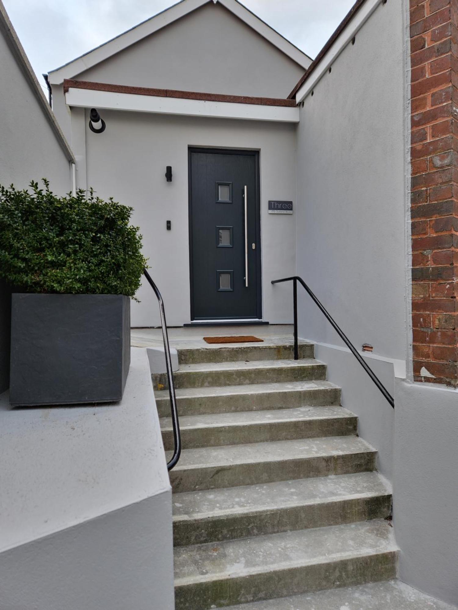 Apartment Three - Free Private Car Park - Sleeps 6 - 3 Shower Rooms - By Ocean City Retreats Plymouth Exterior foto